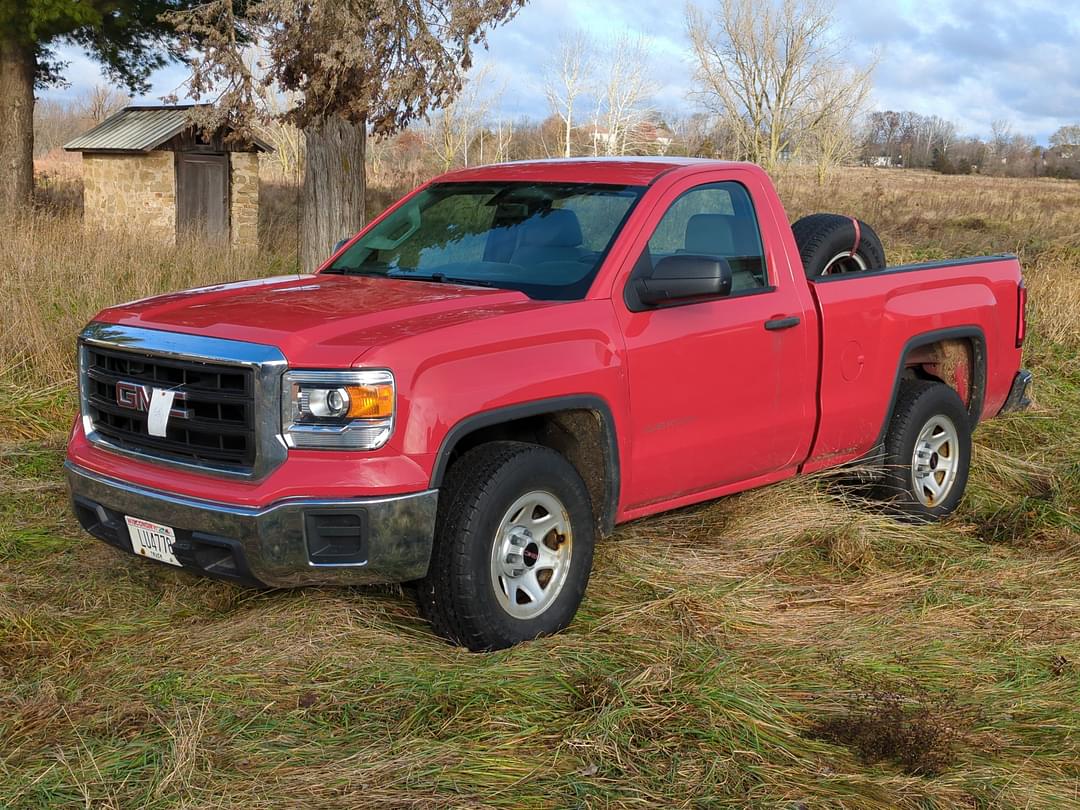 Image of GMC Sierra 1500 Primary image