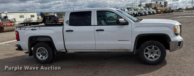 Image of GMC Sierra 1500 equipment image 3