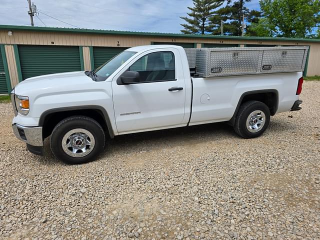 Image of GMC Sierra 1500 equipment image 4
