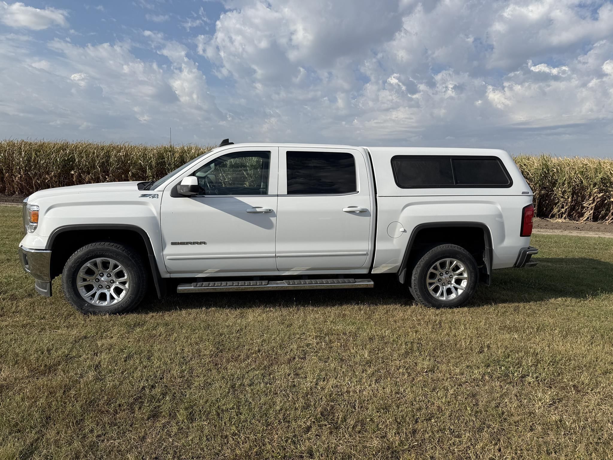 2015 GMC 1500 Equipment Image0