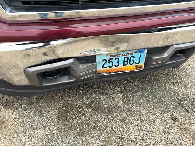 Image of GMC Sierra 1500 equipment image 3