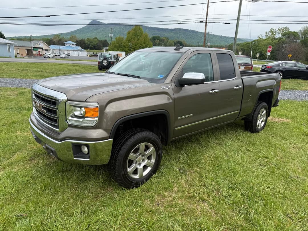 Image of GMC Sierra Primary image