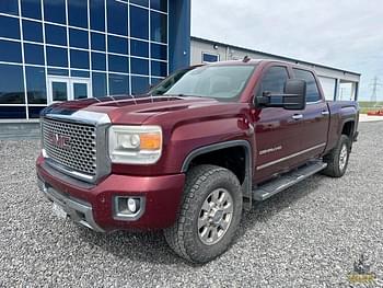 2015 GMC 2500 Equipment Image0