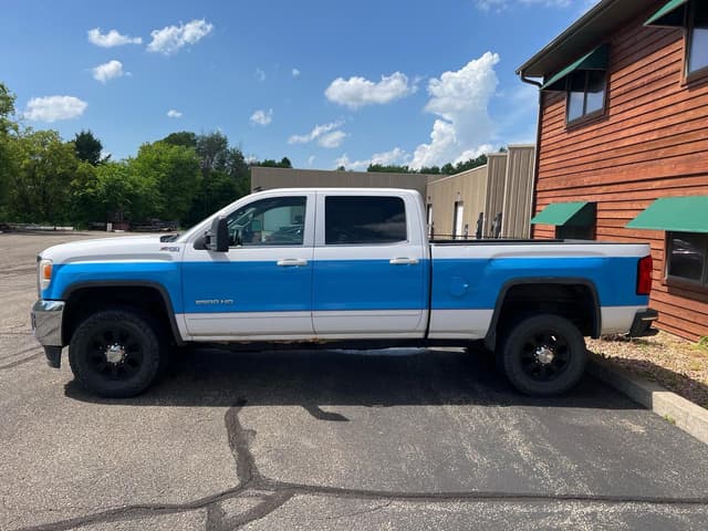 Image of GMC 2500HD equipment image 1