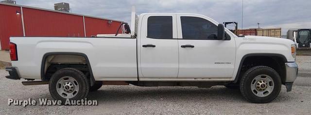 Image of GMC 2500HD equipment image 3