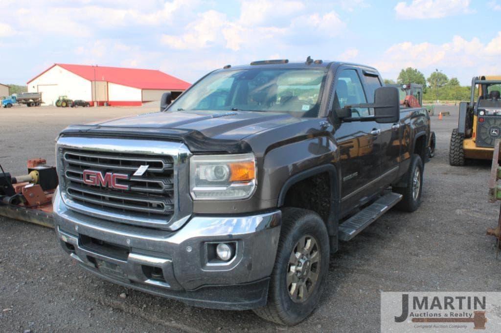 Image of GMC 2500HD Primary image