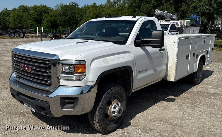 Image of GMC 3500HD Primary image