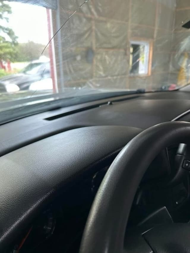 Image of GMC 3500 equipment image 3