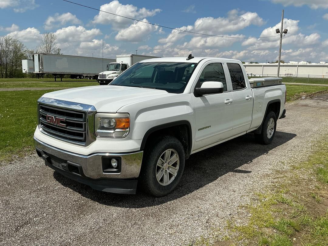 Image of GMC Sierra Primary image
