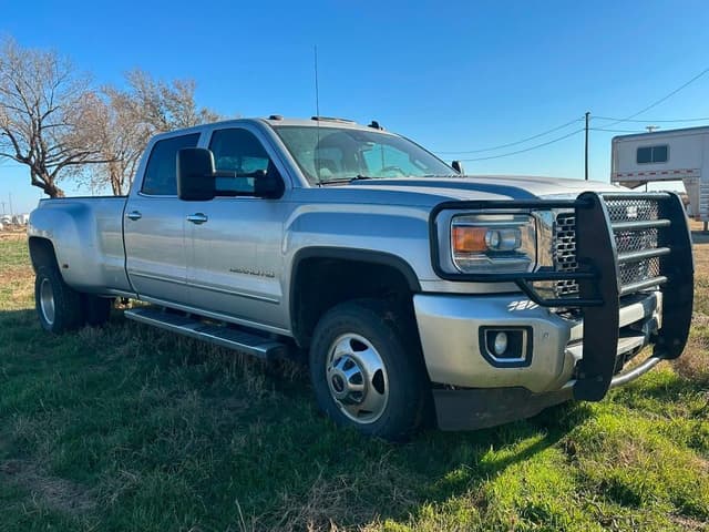 Image of GMC DENALI HD equipment image 1