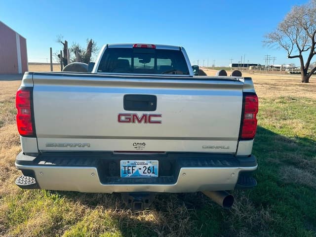 Image of GMC DENALI HD equipment image 4