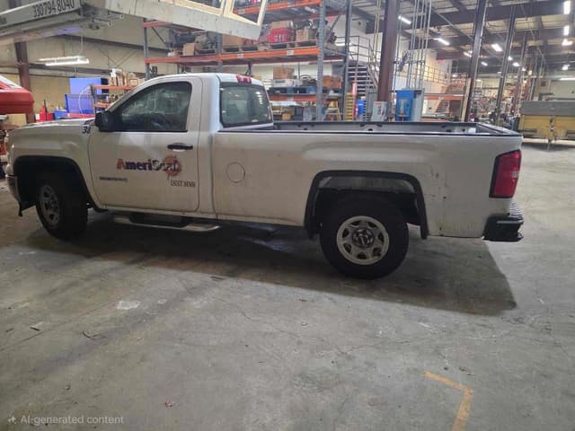 Image of GMC Sierra equipment image 1