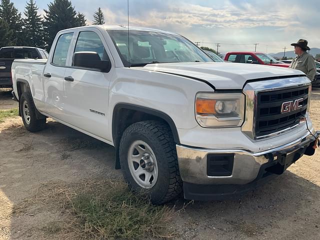 Image of GMC Sierra equipment image 2