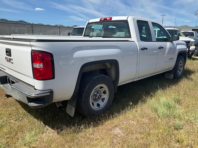 Image of GMC Sierra equipment image 4