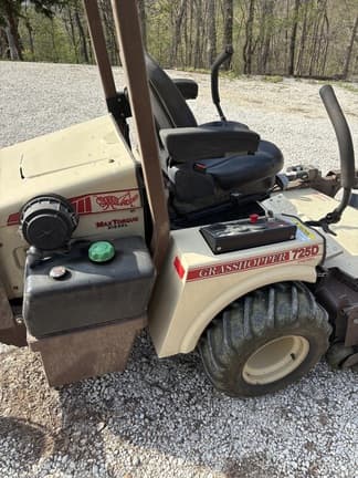 Image of Grasshopper 725DT equipment image 3