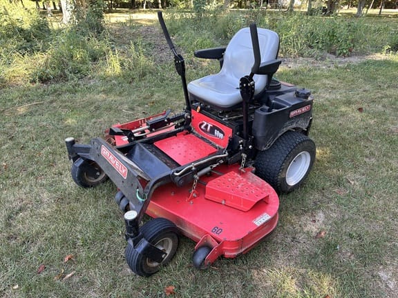 2015 Gravely ZT HD Equipment Image0