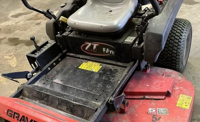 Image of Gravely ZTXL 54 equipment image 3