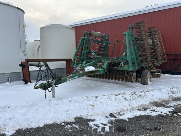 2015 Great Plains 2400TM Equipment Image0