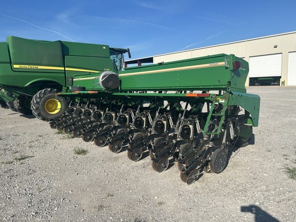 2015 Great Plains 2525A Equipment Image0