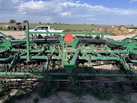 Image of Great Plains 4000TM equipment image 4