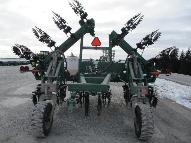 Image of Great Plains NP2330 equipment image 3