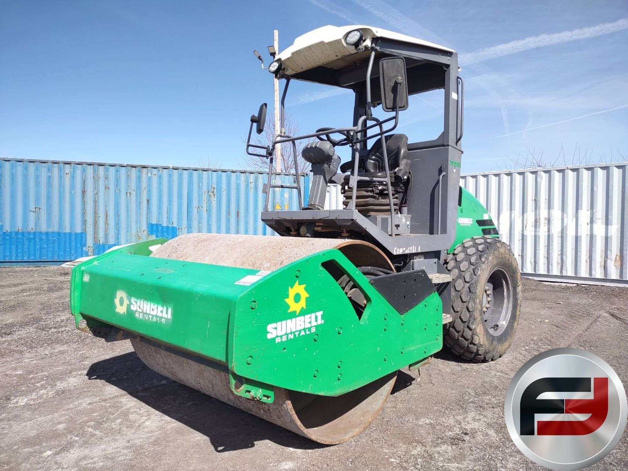 2015 Hamm H7i Equipment Image0
