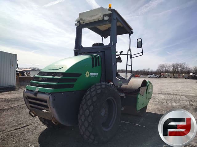Image of Hamm H7i equipment image 4