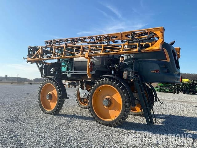 Image of Hagie STS12 equipment image 2