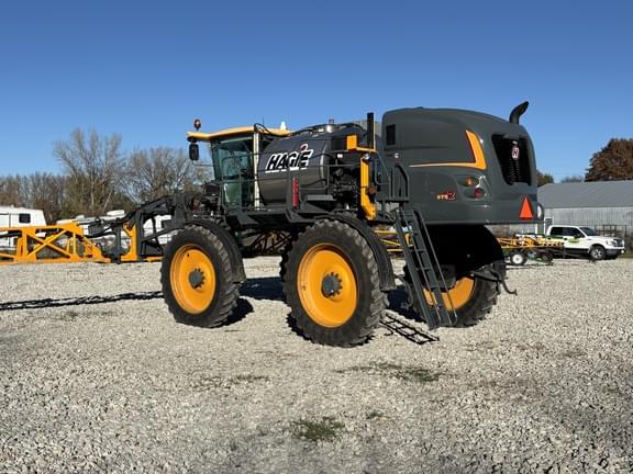 Image of Hagie STS12 equipment image 1