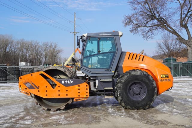 Image of Hamm H11ix equipment image 2