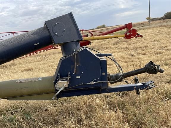 Image of Harvest International H1392 equipment image 3