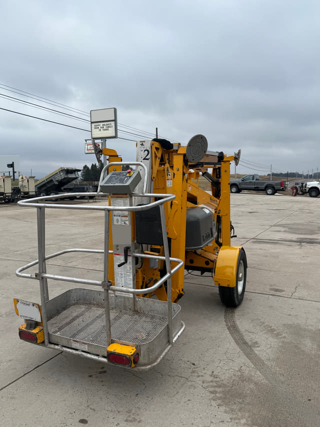 Image of Haulotte 3522A equipment image 1