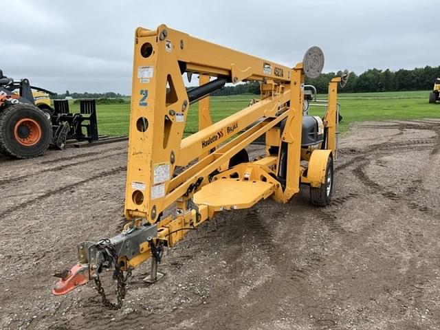 Image of Haulotte 4527A equipment image 2