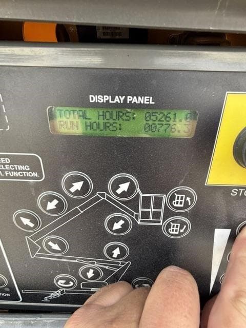 Image of Haulotte 4527A equipment image 4
