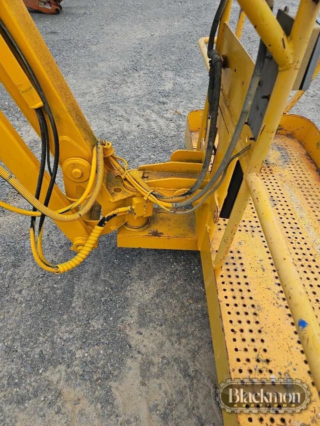 Image of Haulotte HA80 equipment image 2