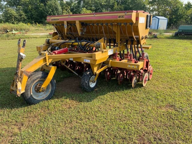 Image of Haybuster 107C equipment image 1