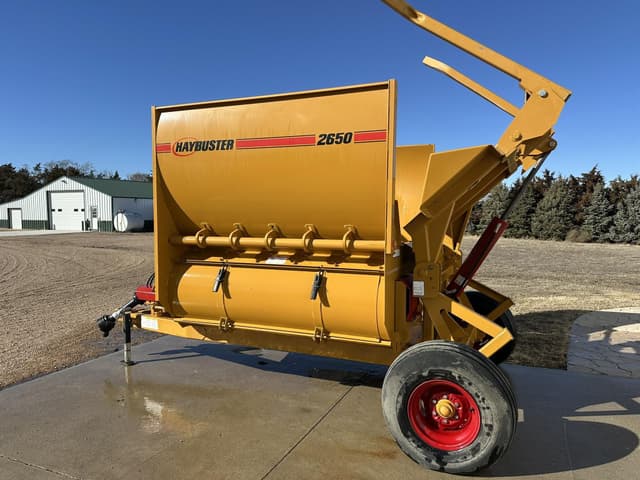 Image of Haybuster 2650 equipment image 3