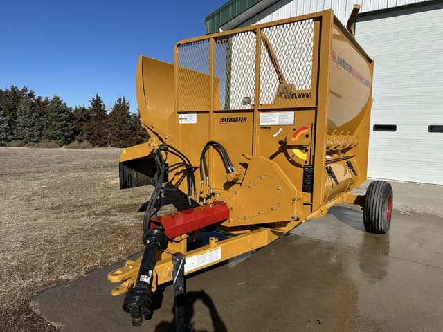 Image of Haybuster 2650 equipment image 4