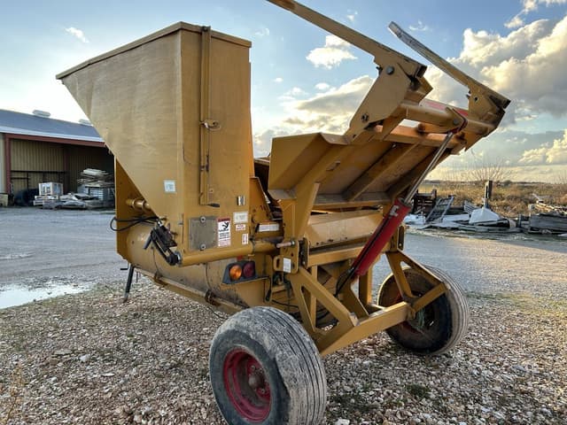 Image of Haybuster 2655 equipment image 3