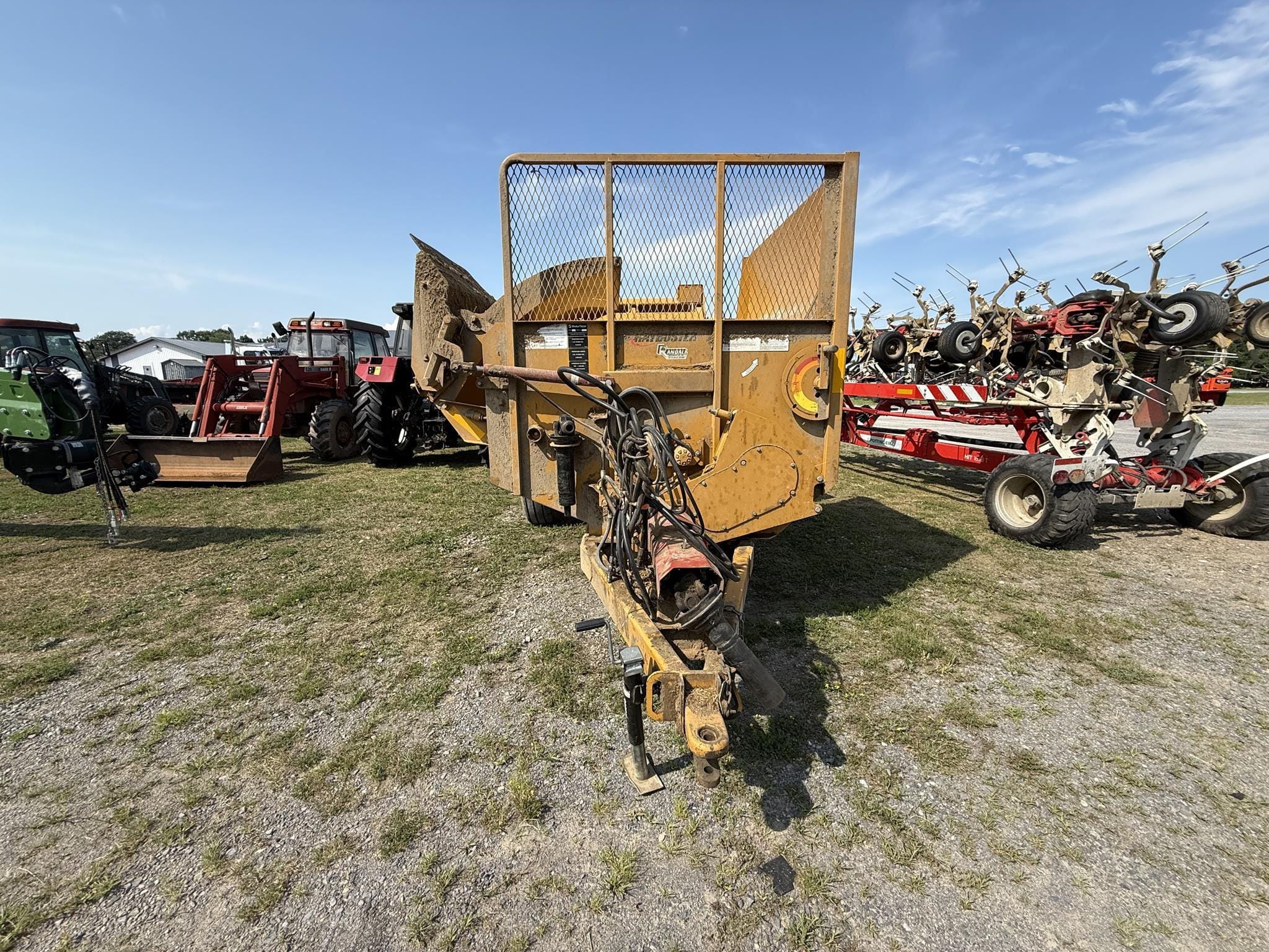 2015 Haybuster 2655 Equipment Image0