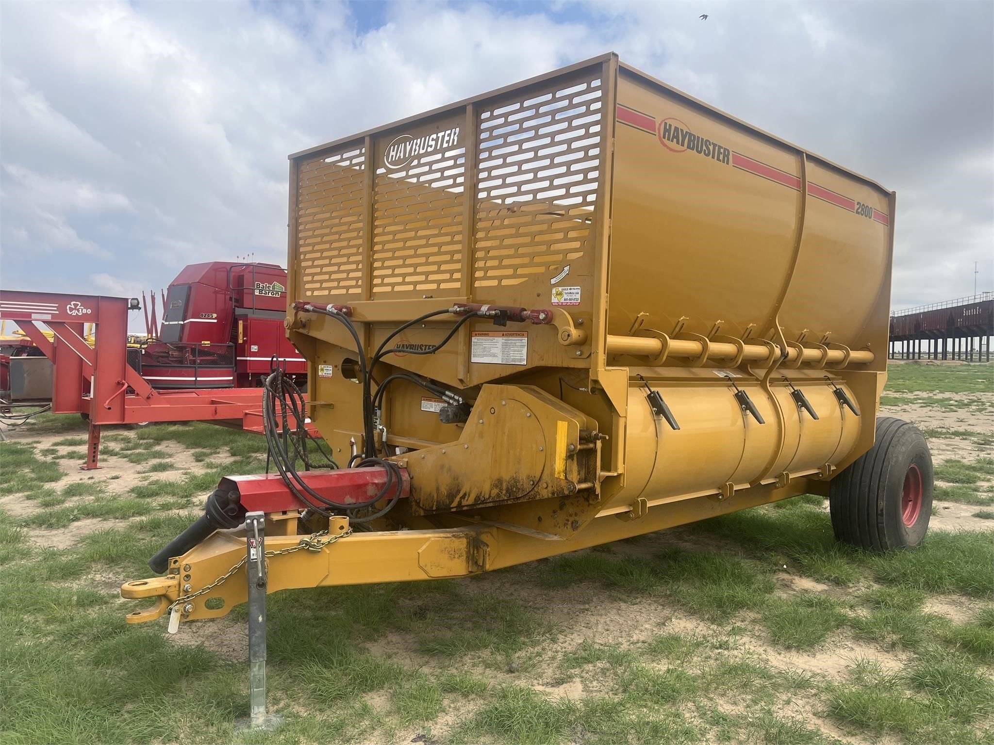 2015 Haybuster 2800 Equipment Image0