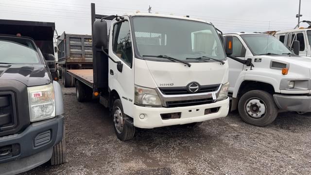 Image of Hino 195 equipment image 2