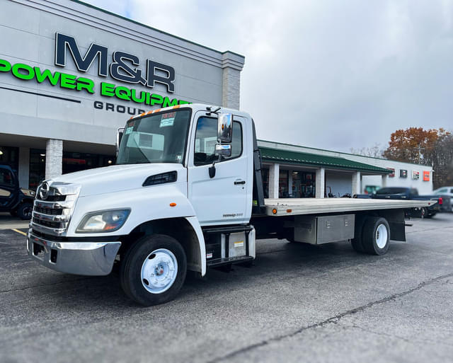 Image of Hino 258 equipment image 2