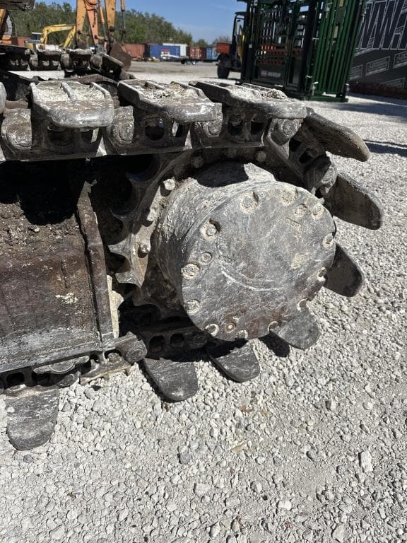 Image of Hitachi ZX135US-5N equipment image 4