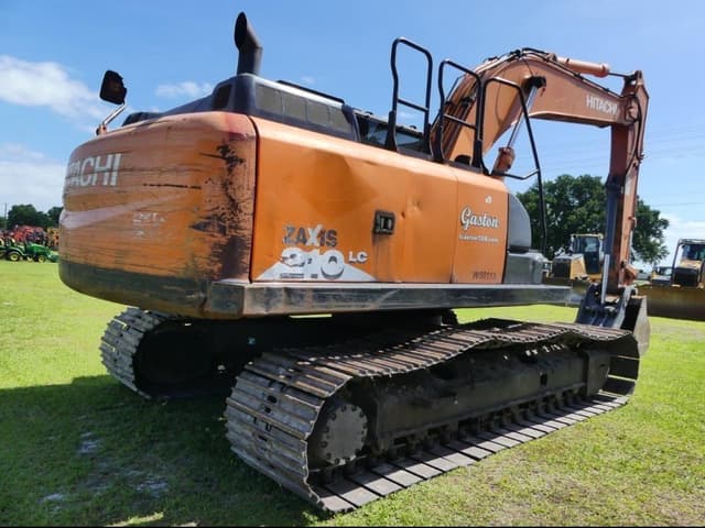 Image of Hitachi ZX210LC-6N equipment image 2