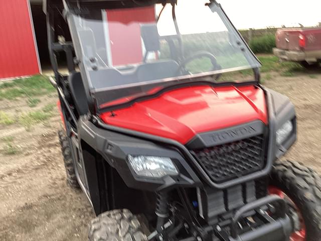 Image of Honda Pioneer 500 equipment image 4