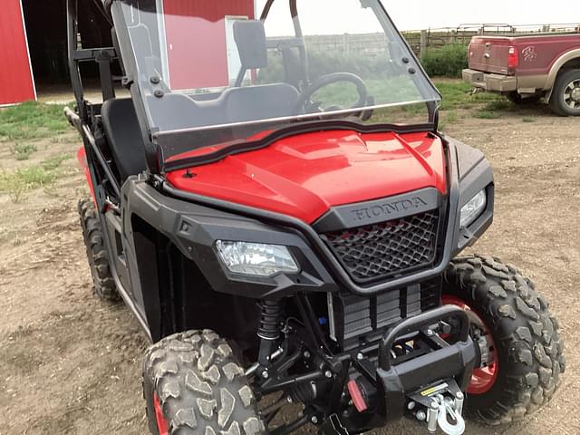 Image of Honda Pioneer 500 equipment image 1