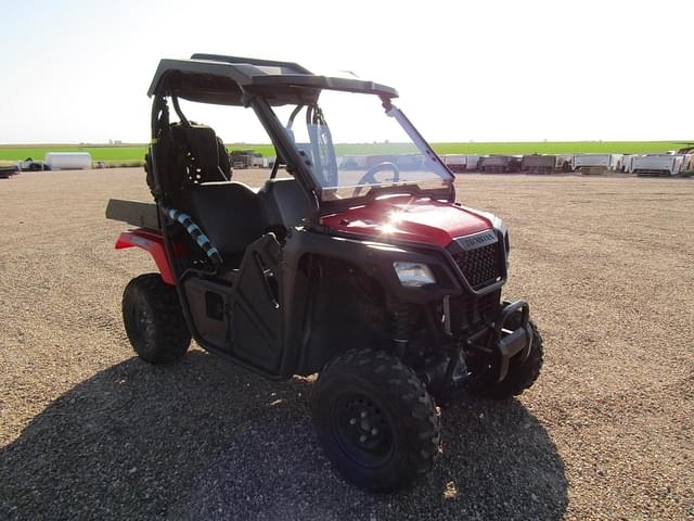 Image of Honda Pioneer 500 equipment image 4