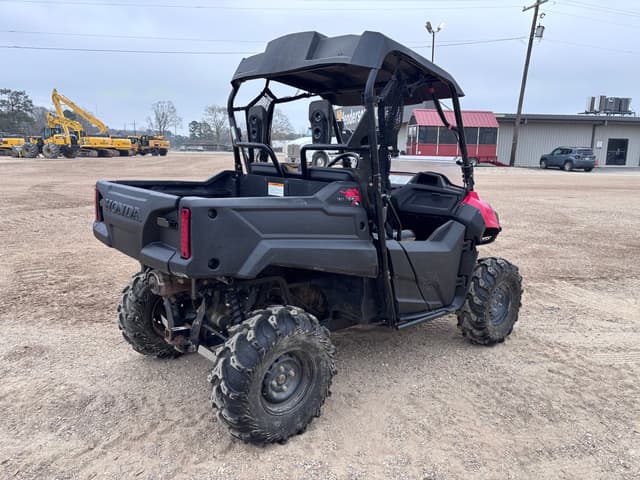 Image of Honda Pioneer 700 equipment image 2