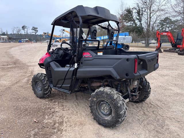 Image of Honda Pioneer 700 equipment image 3